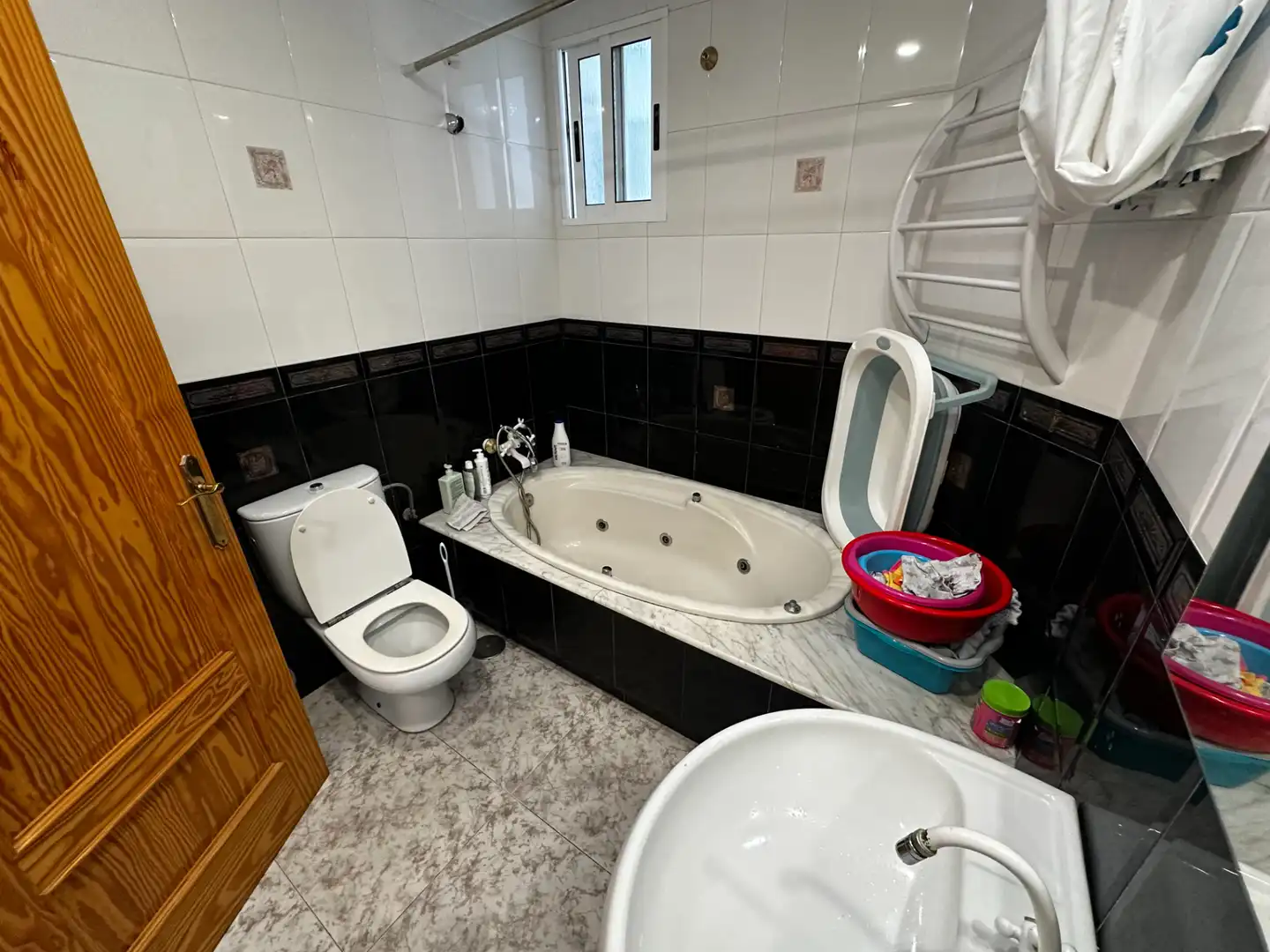 Baño de Piso en venta en El Campello con Aire acondicionado, Calefacción y Amueblado