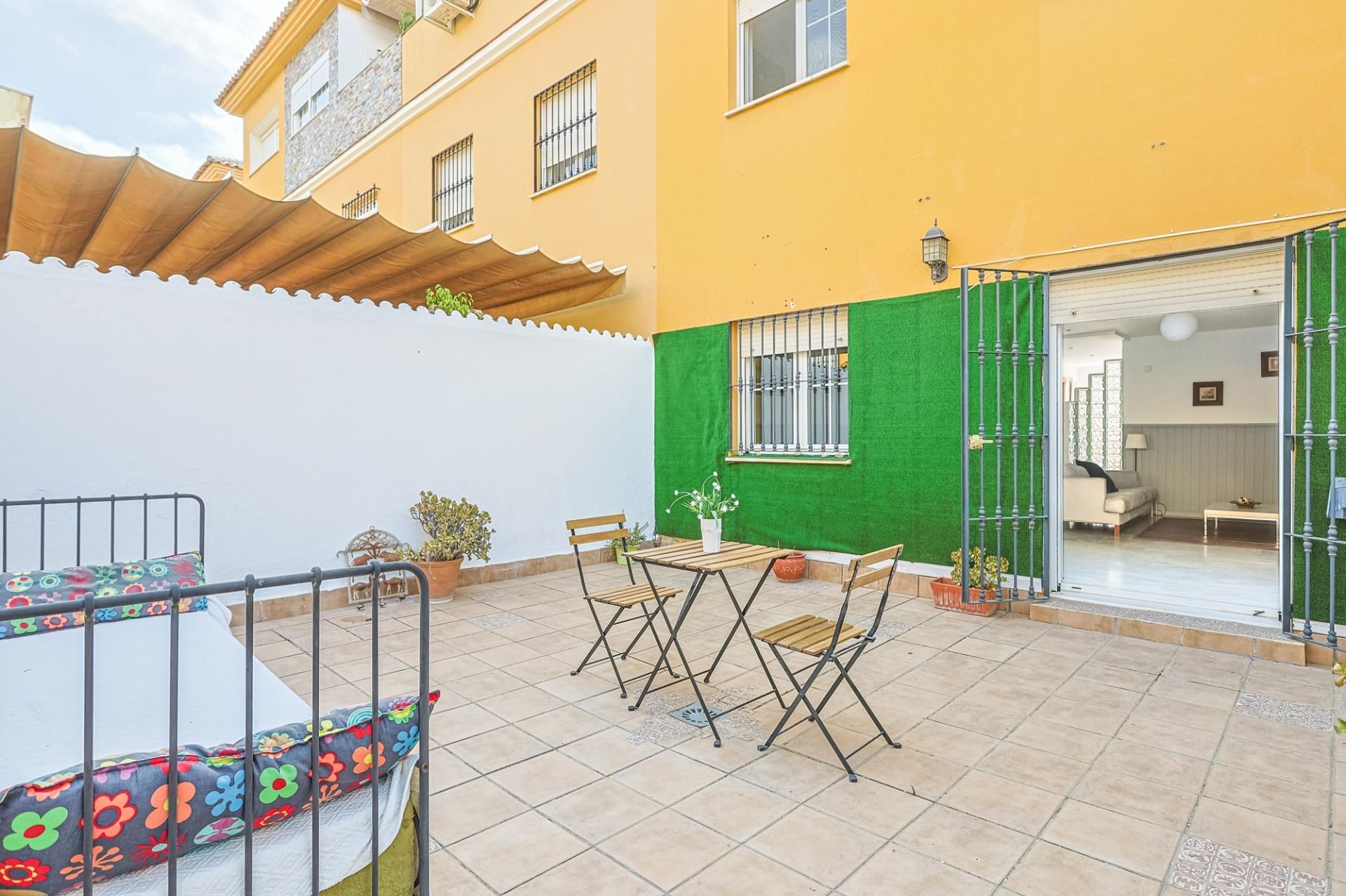 Garden of Single-family semi-detached for sale in Mairena del Aljarafe  with Air Conditioner and Private garden
