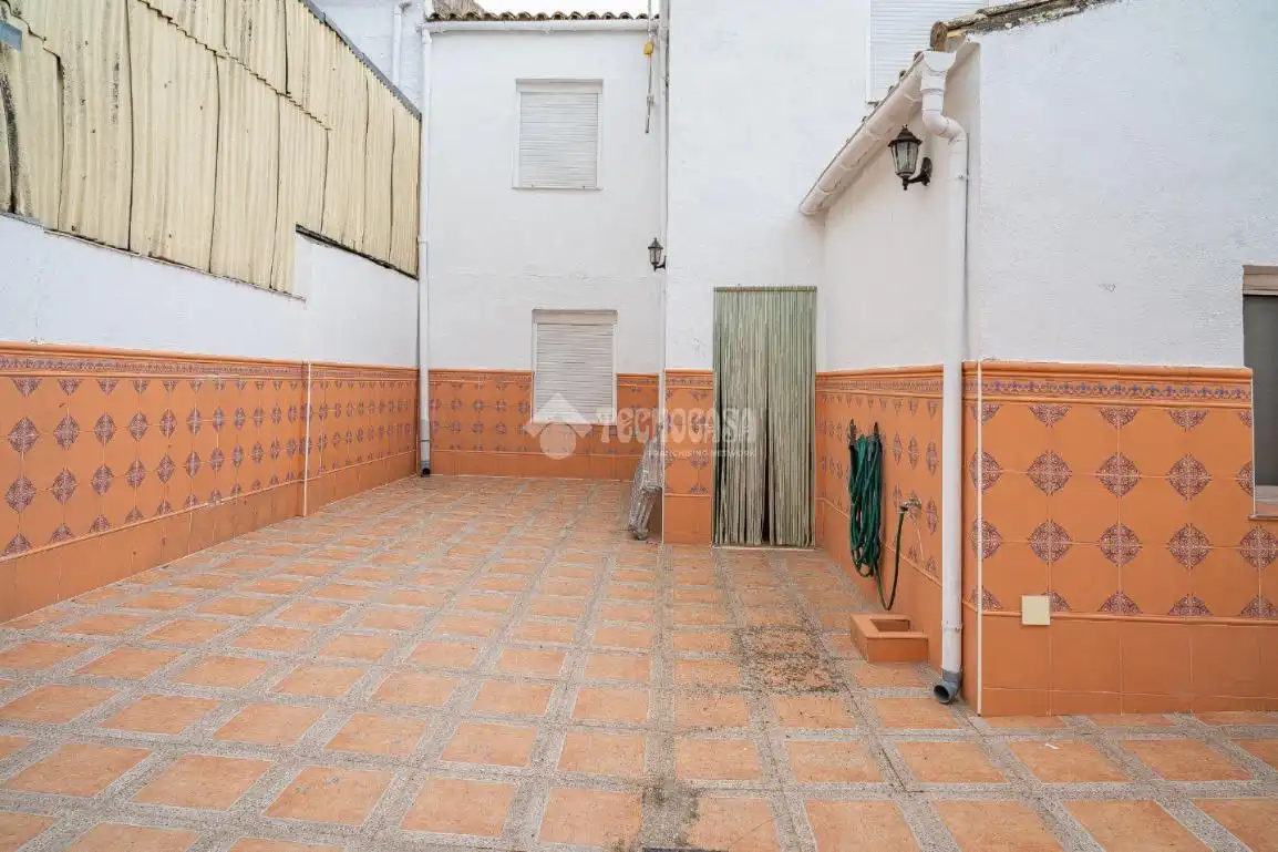 Casa aparellada en venda a Sabiote, imagen 6