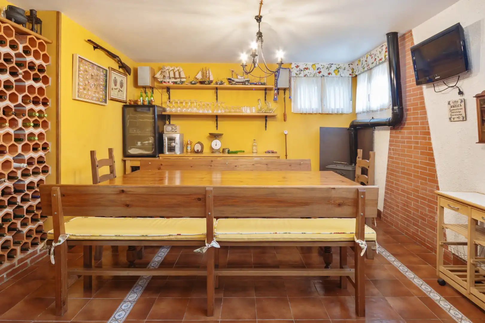 Kitchen of Houses for sale in Oviedo   with Heating, Private garden and Parquet flooring