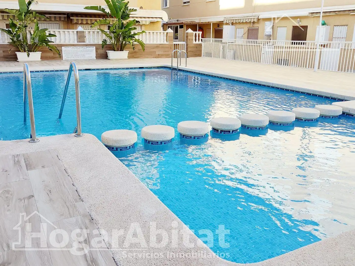 Maison mitoyenne avec piscine à vendre à Avenida ALBACETE
