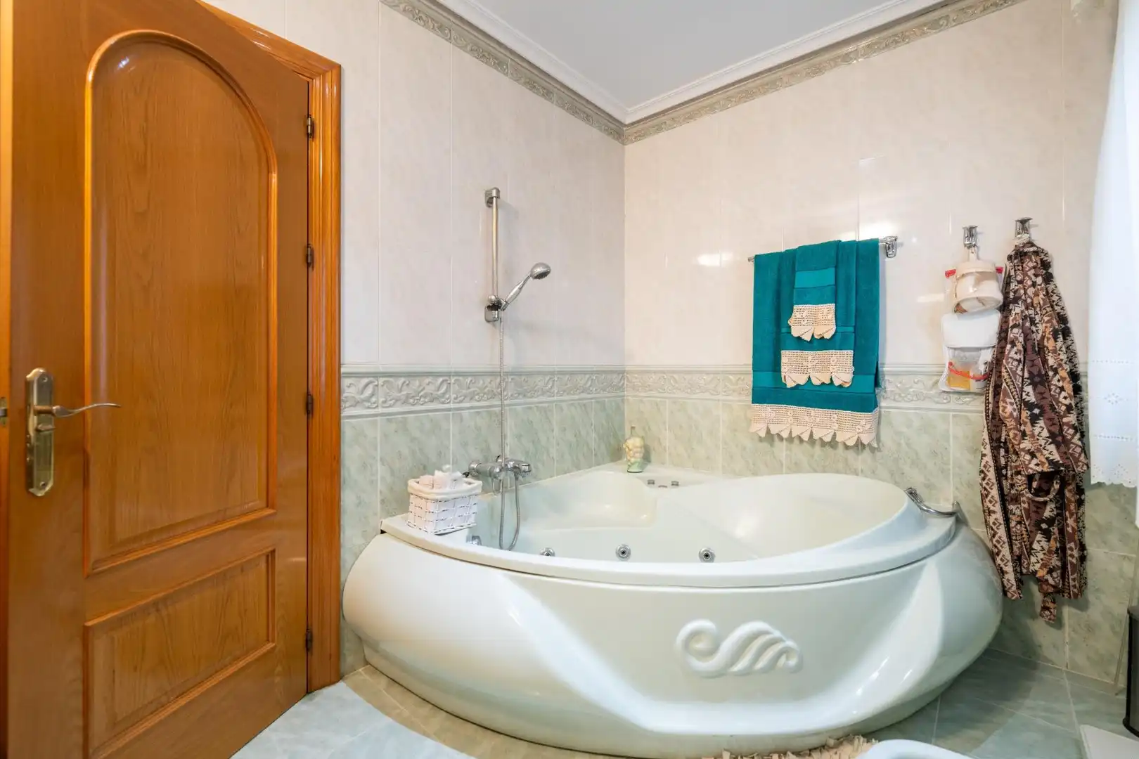 Bathroom of Houses for sale in Roquetas de Mar  with Air Conditioner, Private garden and Terrace