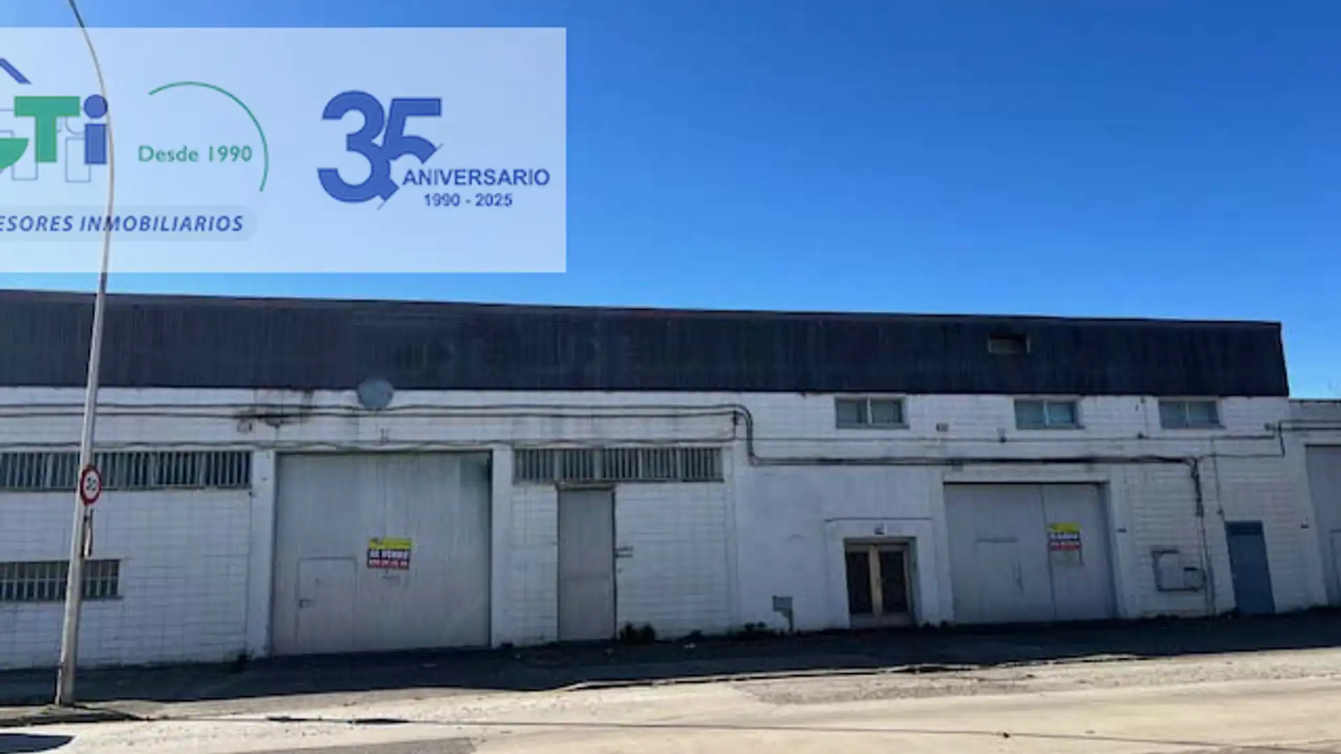 Außenansicht von Fabrikhallen zum Verkauf in Utebo