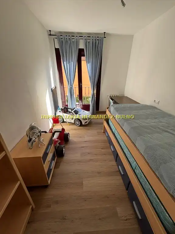 Bedroom of Flat for rent in Salamanca  with Heating, Furnished and Balcony
