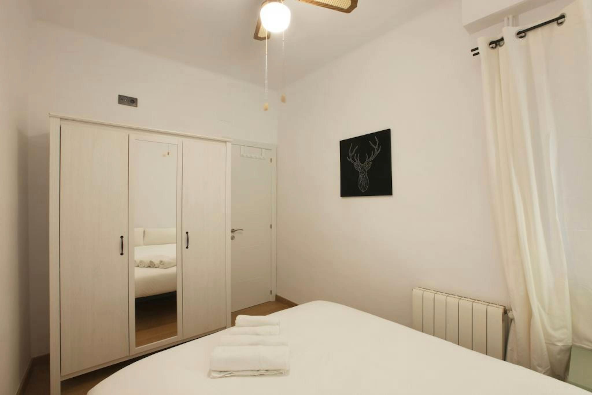 Bedroom of Flat to rent in  Barcelona Capital  with Air Conditioner, Heating and Furnished
