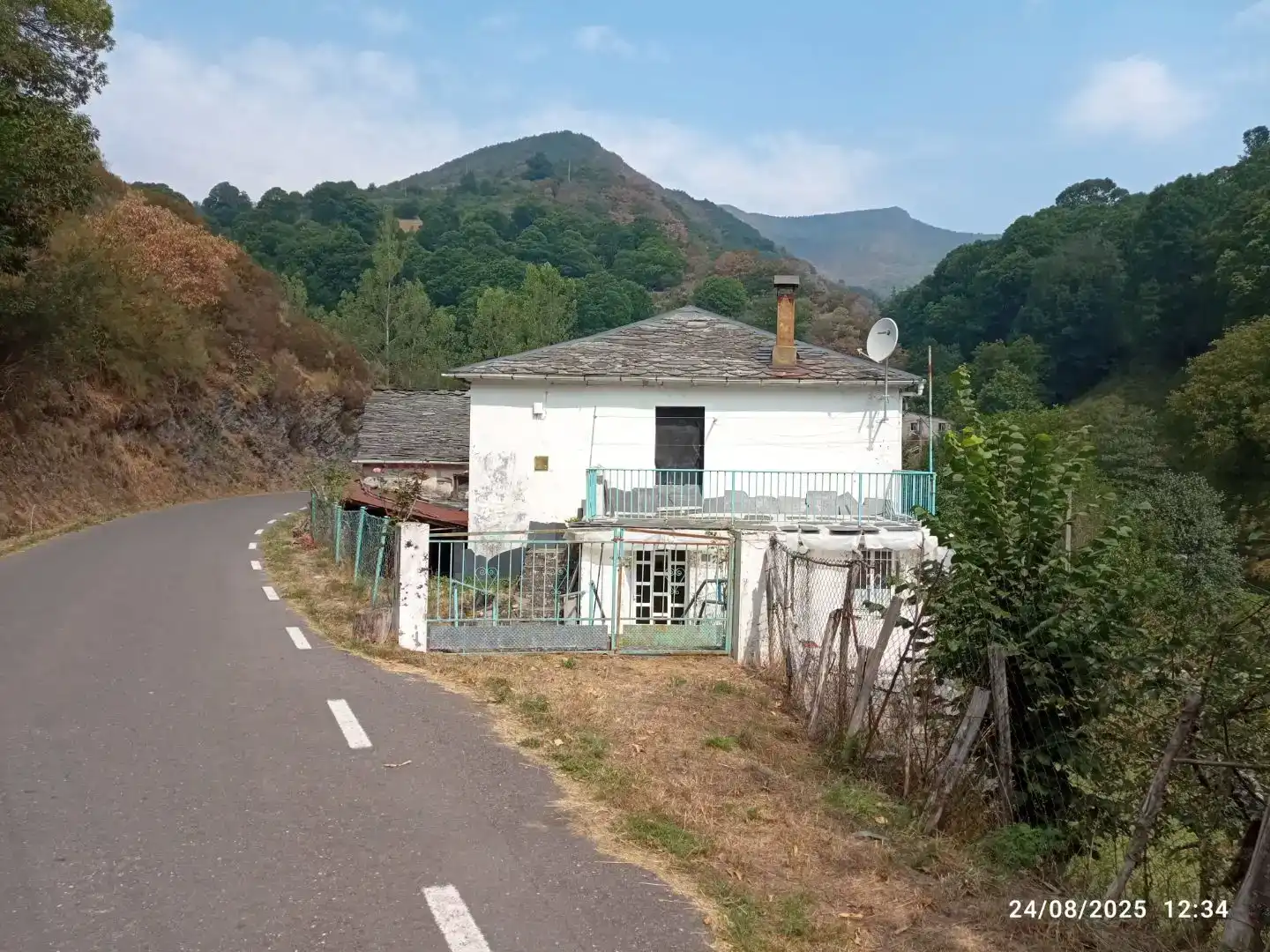 Vista exterior de Piso en venta en Folgoso do Courel con Trastero y Amueblado