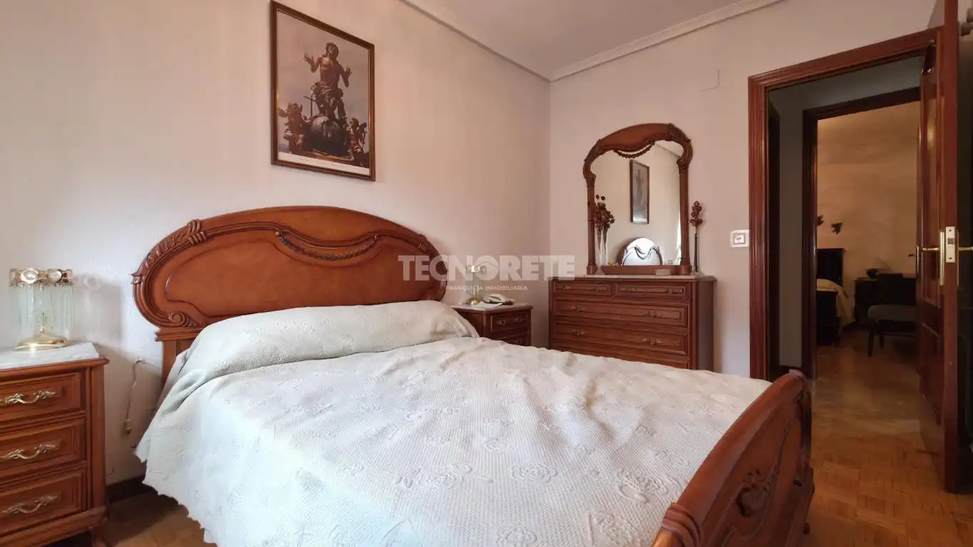 Habitación de Piso en venta en Guadalajara con Calefacción y Parquet
