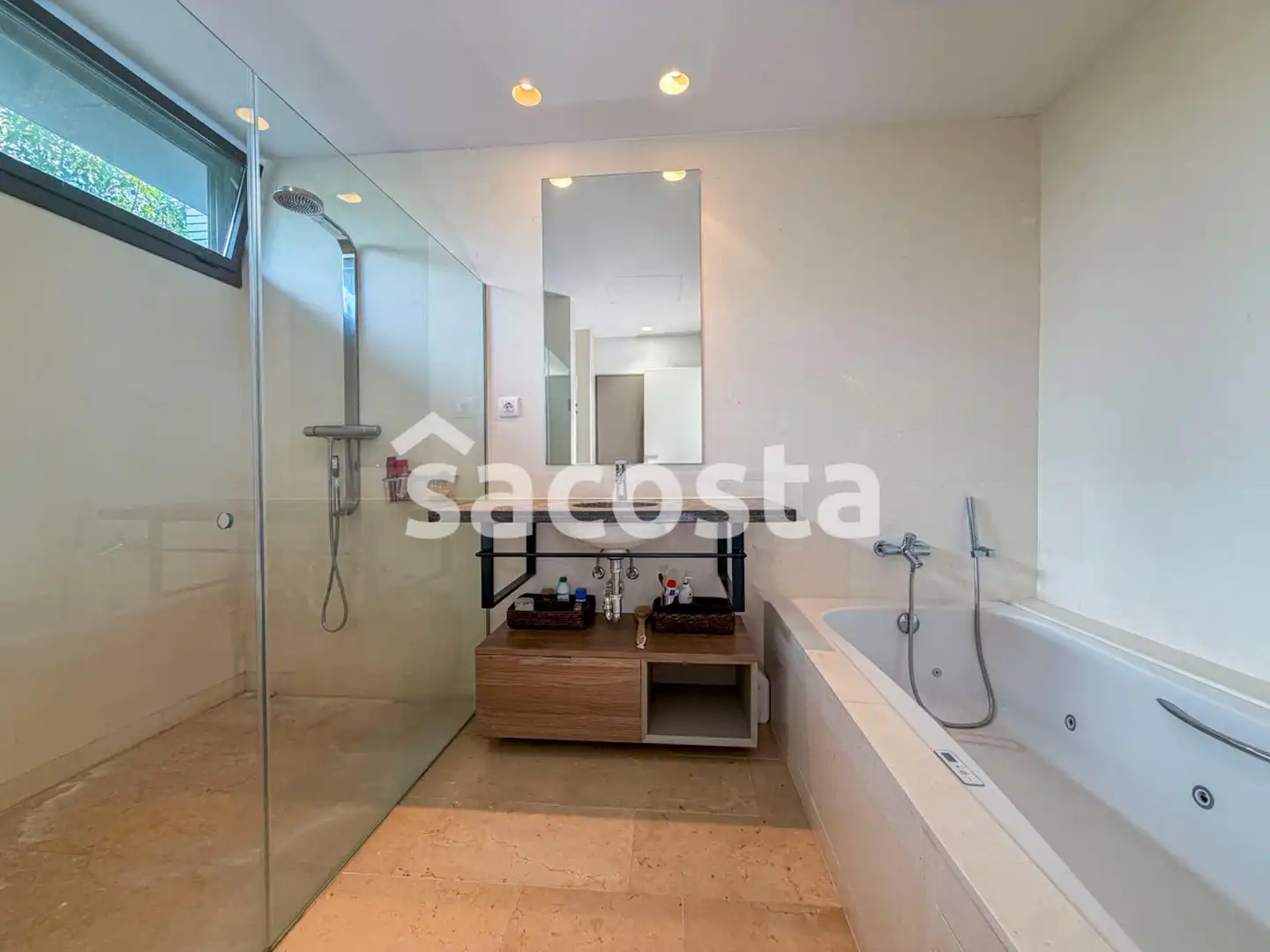 Baño de Casa o chalet en venta en Caldes de Malavella con Aire acondicionado, Calefacción y Jardín privado