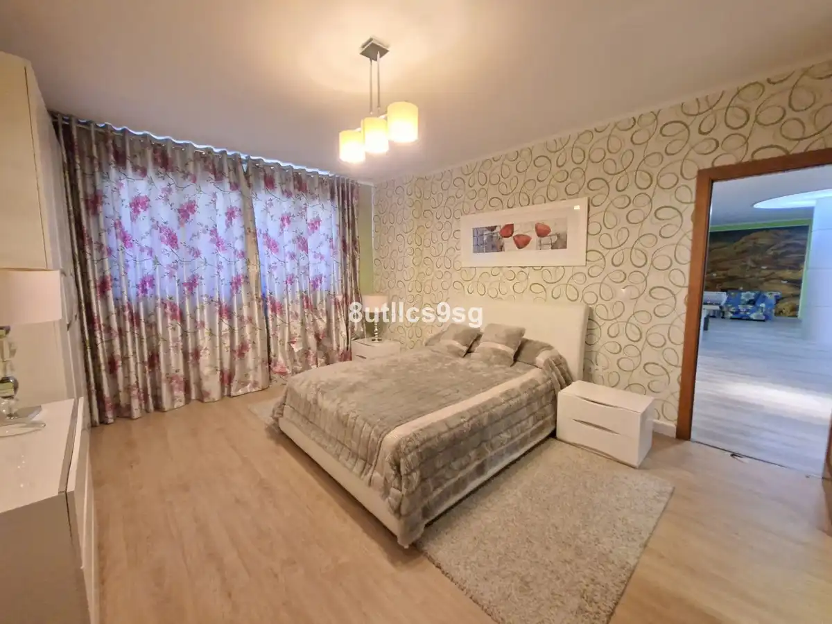 Schlafzimmer von Country house zum Verkauf in Istán, Málaga