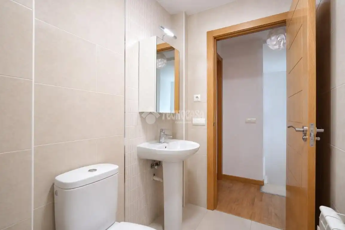 Bathroom of Flat for sale in Seseña  with Terrace