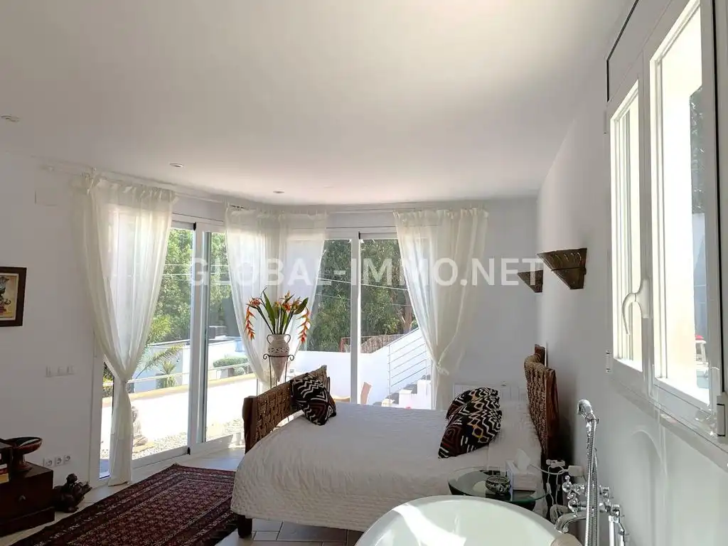 Dormitori de Casa o xalet en venda en Roses amb Aire condicionat, Calefacció i Terrassa