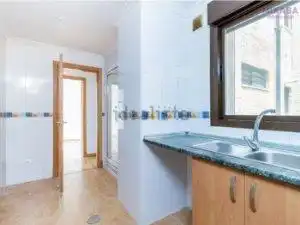 Flat with pool to rent in REMBRANDT, imagen 3