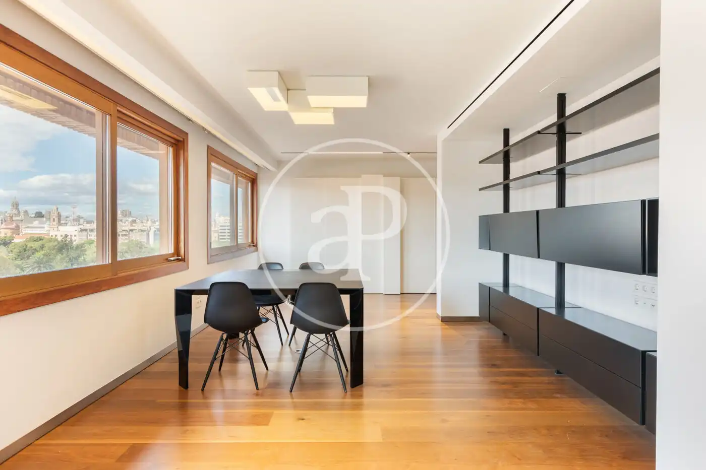 Wohnung zur Miete in Pl. de la Legió Espanyola, Exposició