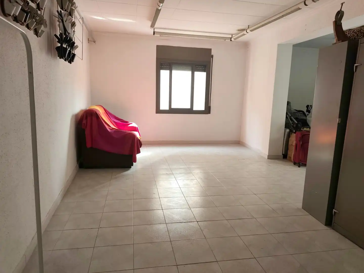 Sala d'estar de Edifici en venda en Canovelles, Barcelona