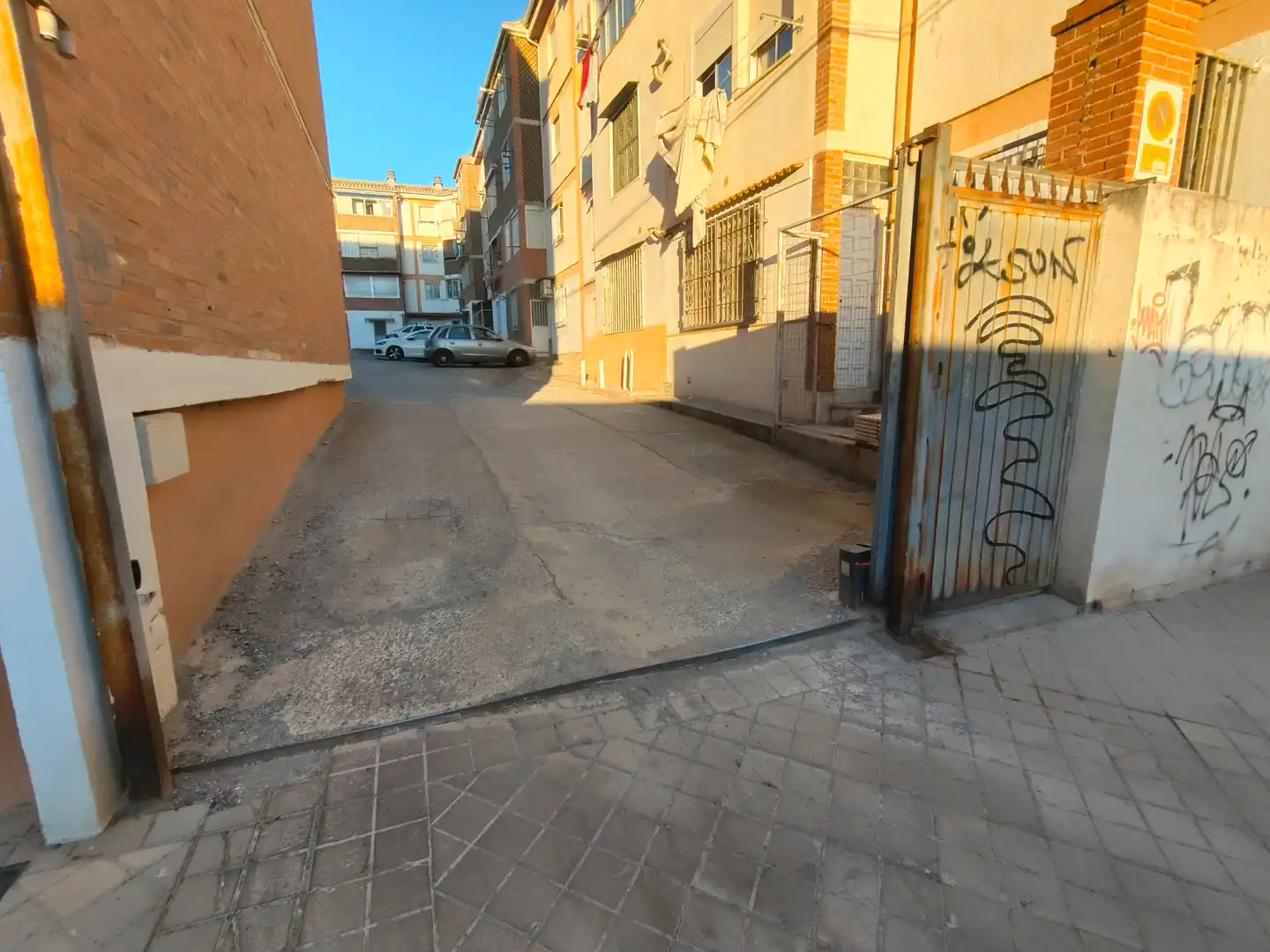 Parking de Piso de alquiler en Granada con Aire acondicionado, Amueblado y Lavadora