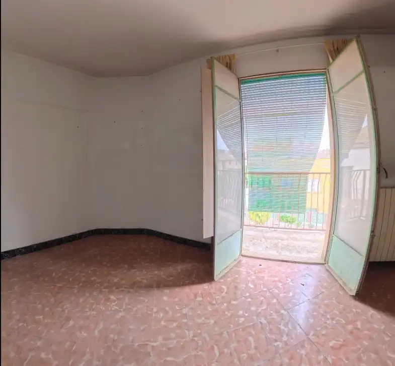 Inmuebles singulares en venta en Carrer d'Urgell, imagen 4