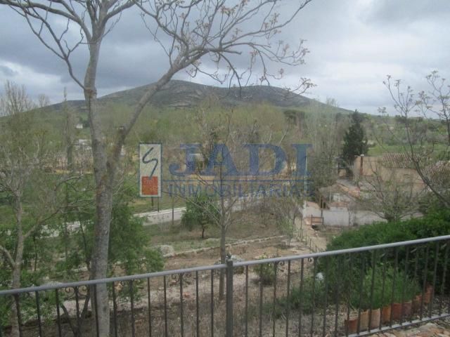 Finca rústica en venda en Valdepeñas amb Aire condicionat, Calefacció i Moblat