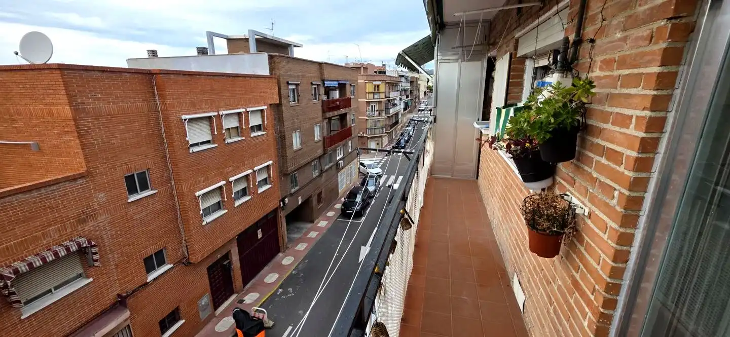 Piso en venta en Sevilla, Santa Bárbara - La Zaporra