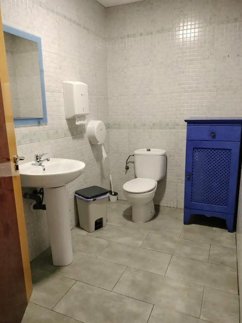 Local comercial de lloguer a San Blas, imagen 11