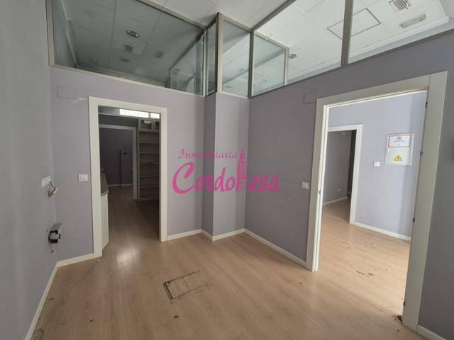 Local comercial en Venta en Tablero Bajo - Arruzafilla