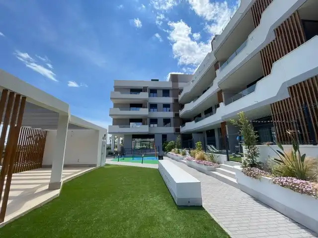 Vista exterior de Piso de alquiler en Sant Joan d'Alacant con Aire acondicionado, Calefacción y Terraza