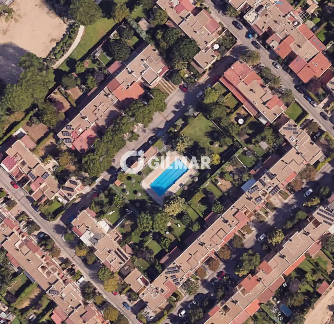 Vista exterior de Casa adosada en venta en Monte Rozas