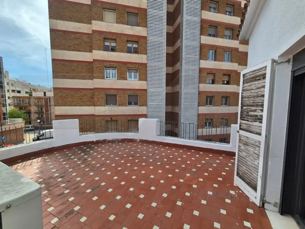 Terrassa de Casa o xalet en venda en Tarragona amb Aire condicionat, Forn i Rentadora
