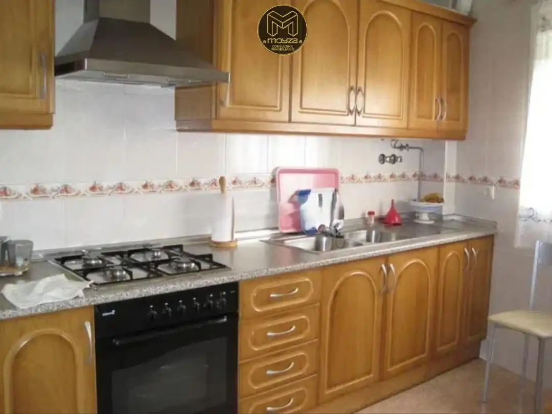 Flat with terrace for sale in Baena, imagen 2