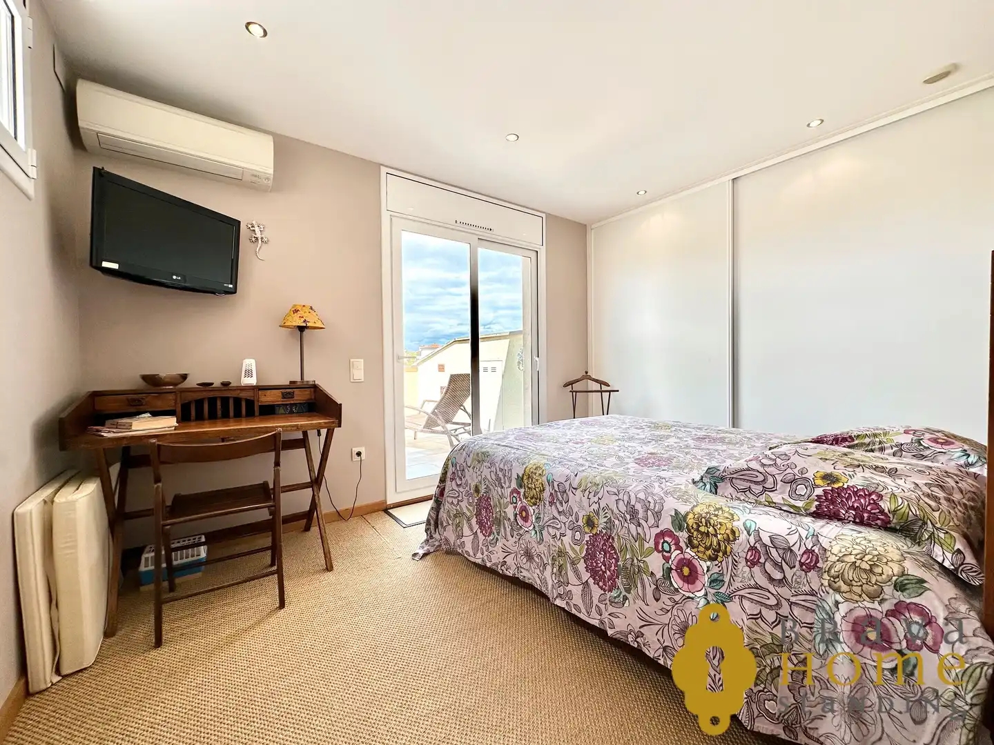 Bedroom of Houses for sale in Empuriabrava  with Air Conditioner, Heating and Private garden