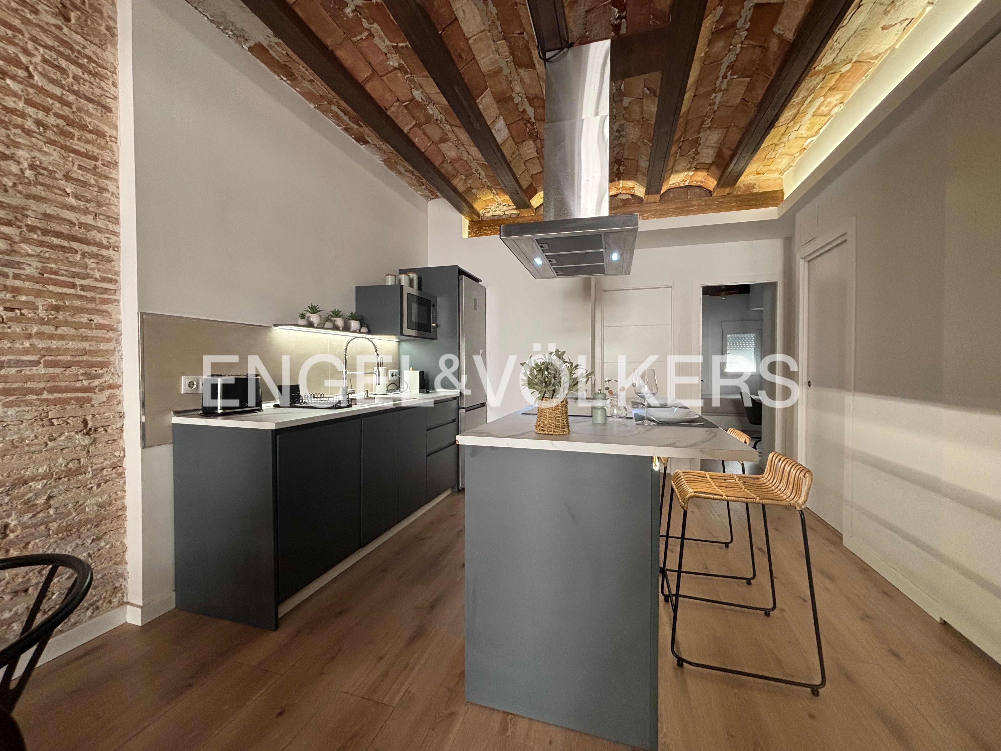 Kitchen of Flat to rent in  Valencia Capital  with Air Conditioner, Heating and Parquet flooring
