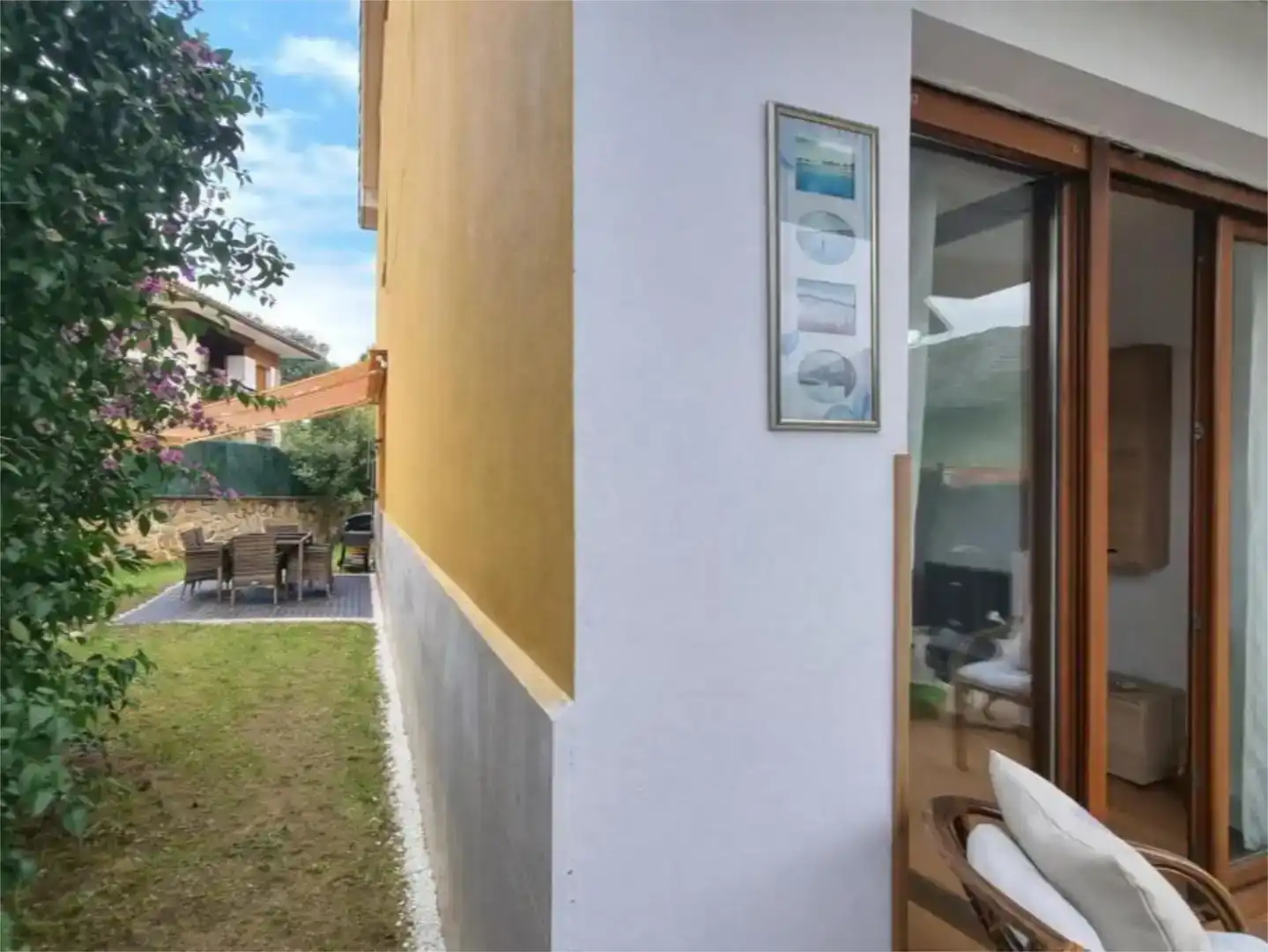 Exterior view of Flat for sale in Llanes  with Private garden, Parquet flooring and Furnished