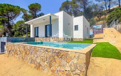 Exterior view of House or chalet for sale in Lloret de Mar  with Air Conditioner, Terrace and Swimming Pool