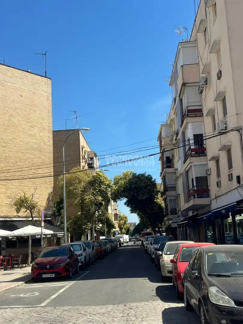 Exterior view of Flat for sale in Sevilla