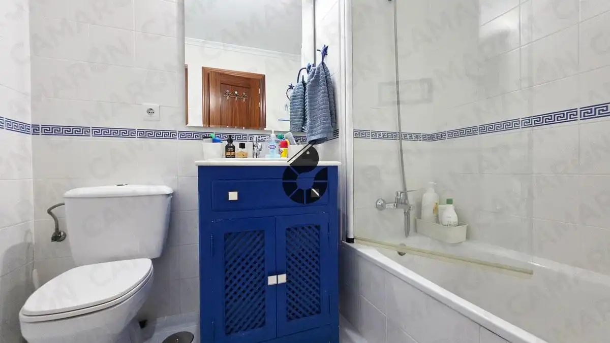 Baño de Casa adosada en venta en Mairena del Aljarafe con Aire acondicionado y Trastero