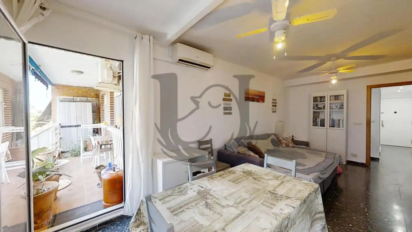 Balcony of Flat for sale in Silla  with Air Conditioner and Terrace