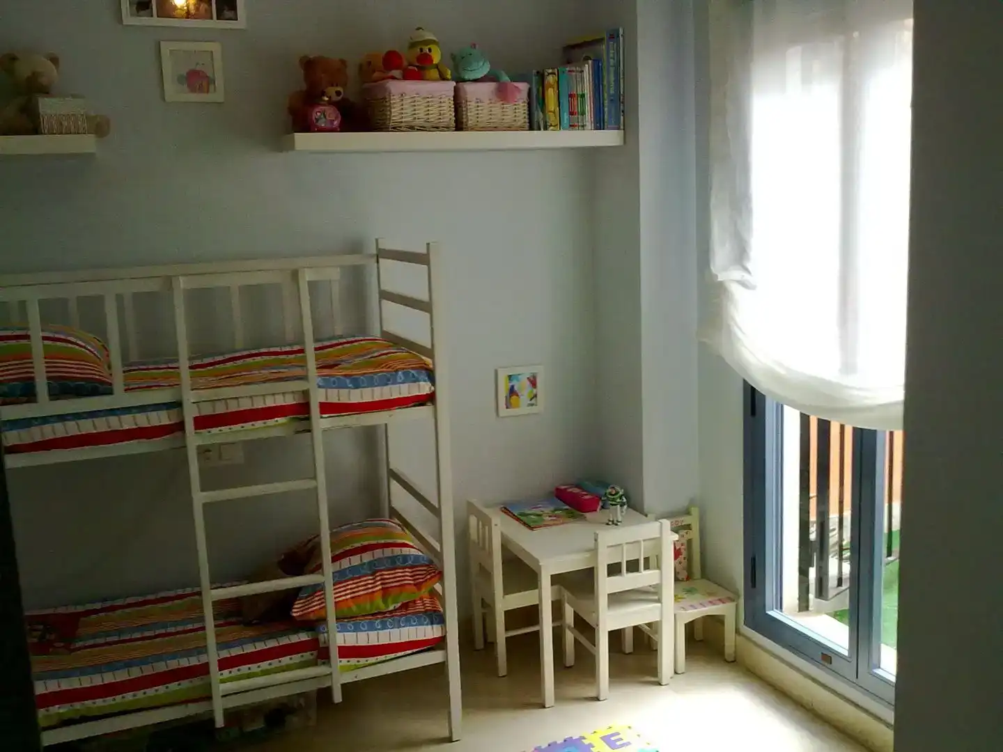 Bedroom of Flat for rent in Sevilla  with Air Conditioner and Private garden