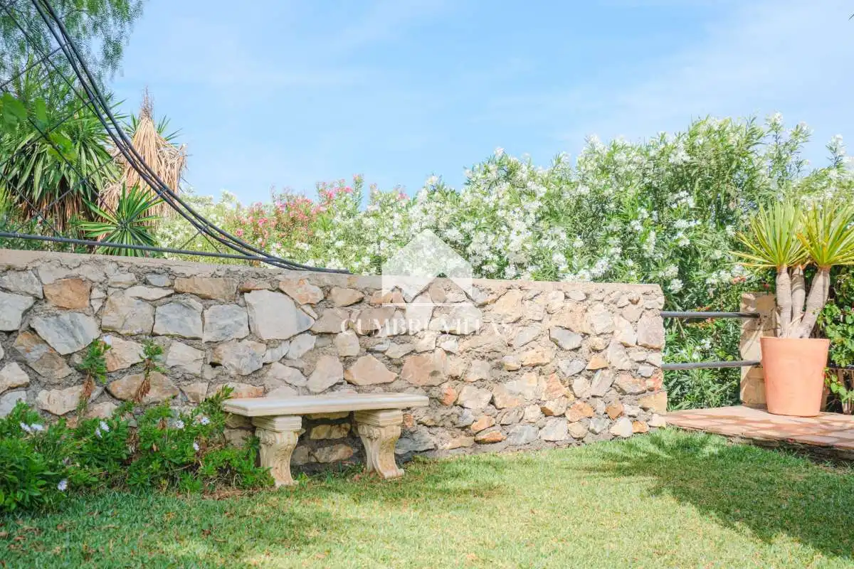 Jardí de Casa o xalet en venda en Salobreña amb Jardí privat, Terrassa i Piscina comunitària