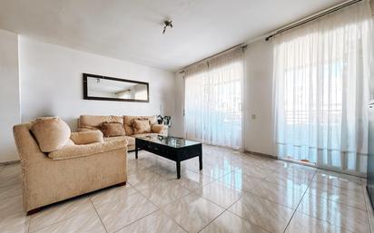 Living room of Flat for sale in Torredembarra  with Heating, Terrace and Balcony