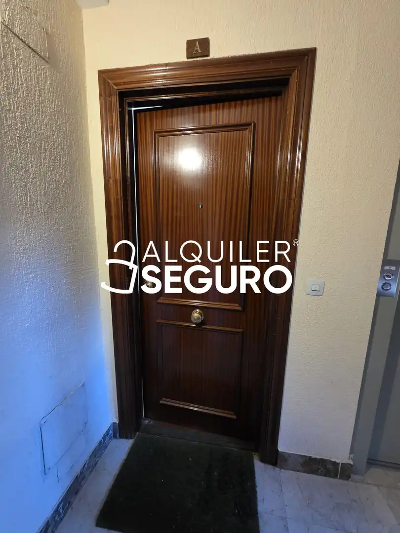 Wohnung zur Miete in Burgos mit Heizung, Terrasse und Möbliert