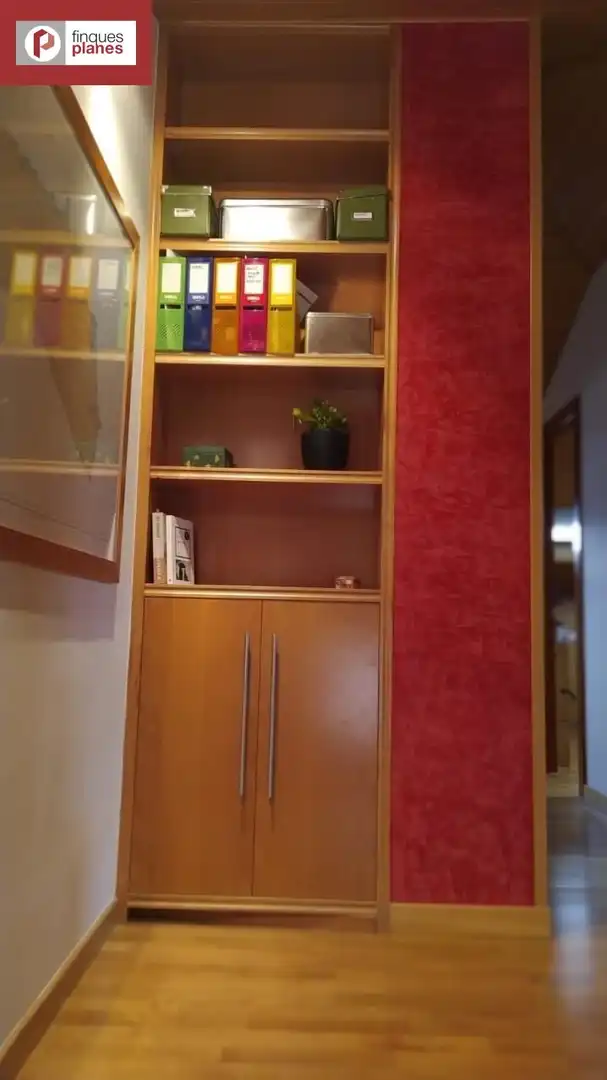 Schlafzimmer von Dachboden zum Verkauf in La Seu d'Urgell mit Heizung und Parkett
