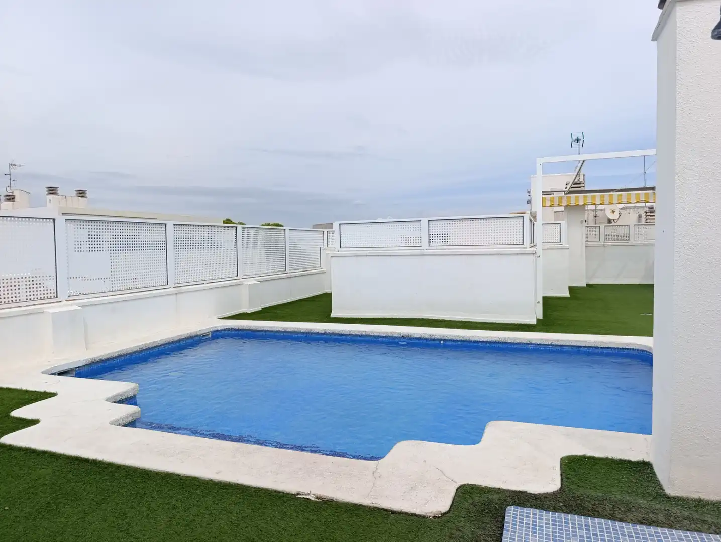 Swimming pool of Flat for sale in Moncófar Playa 