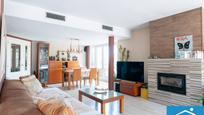 Living room of Single-family semi-detached for sale in Sant Quirze del Vallès  with Air Conditioner