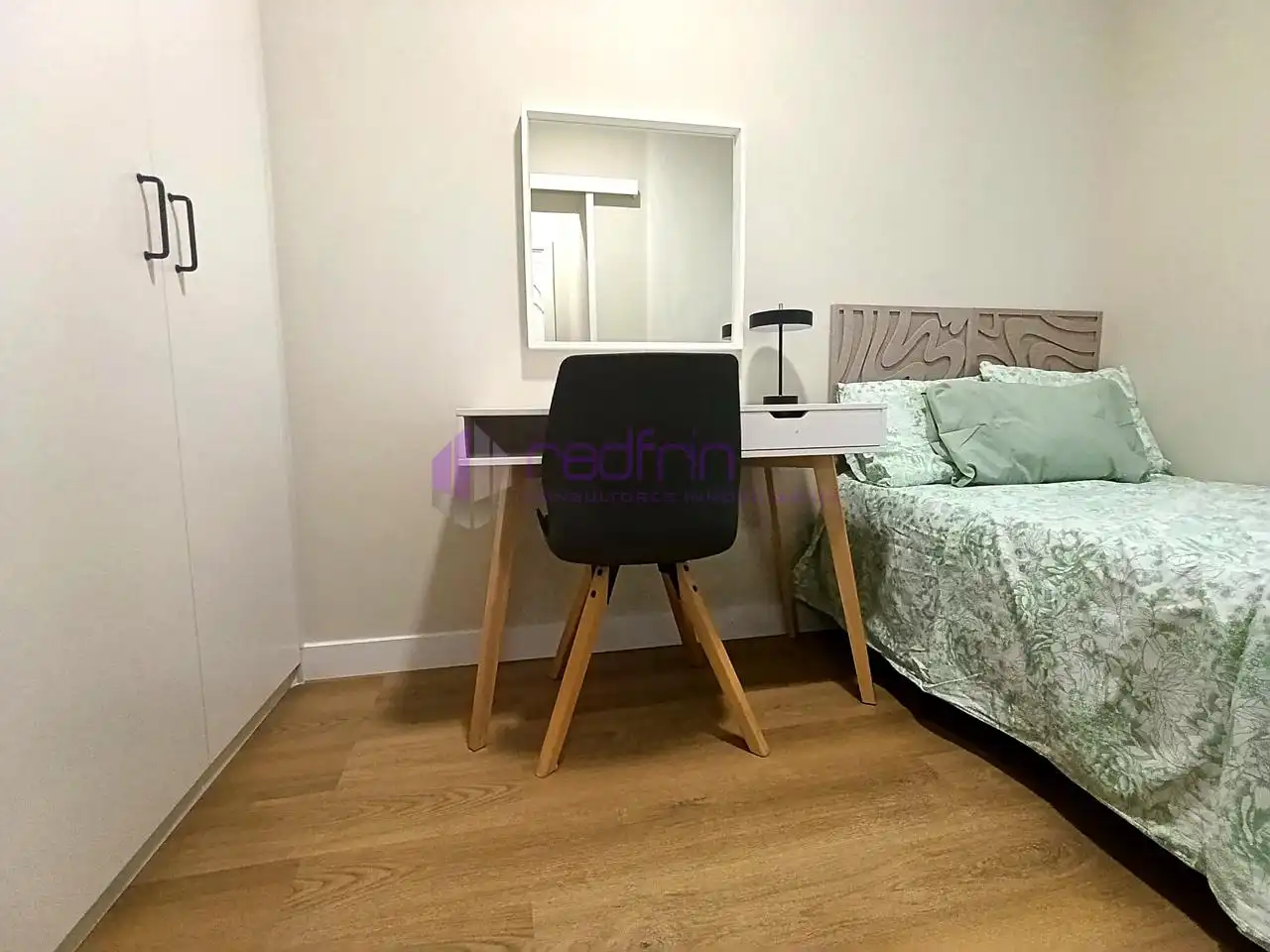 Bedroom of Flat for sale in Madrid