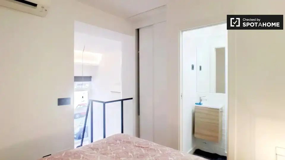 Habitación en Almenara -Ventilla