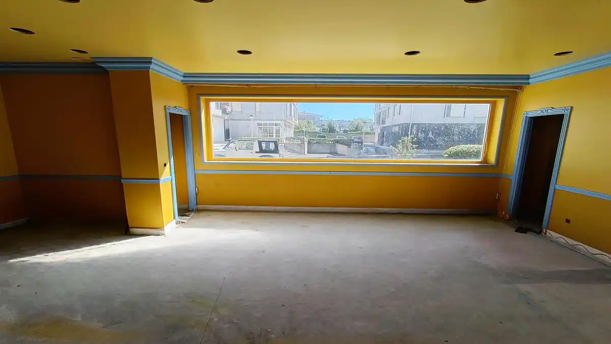 Local commercial à vendre à RIS 3, imagen 4