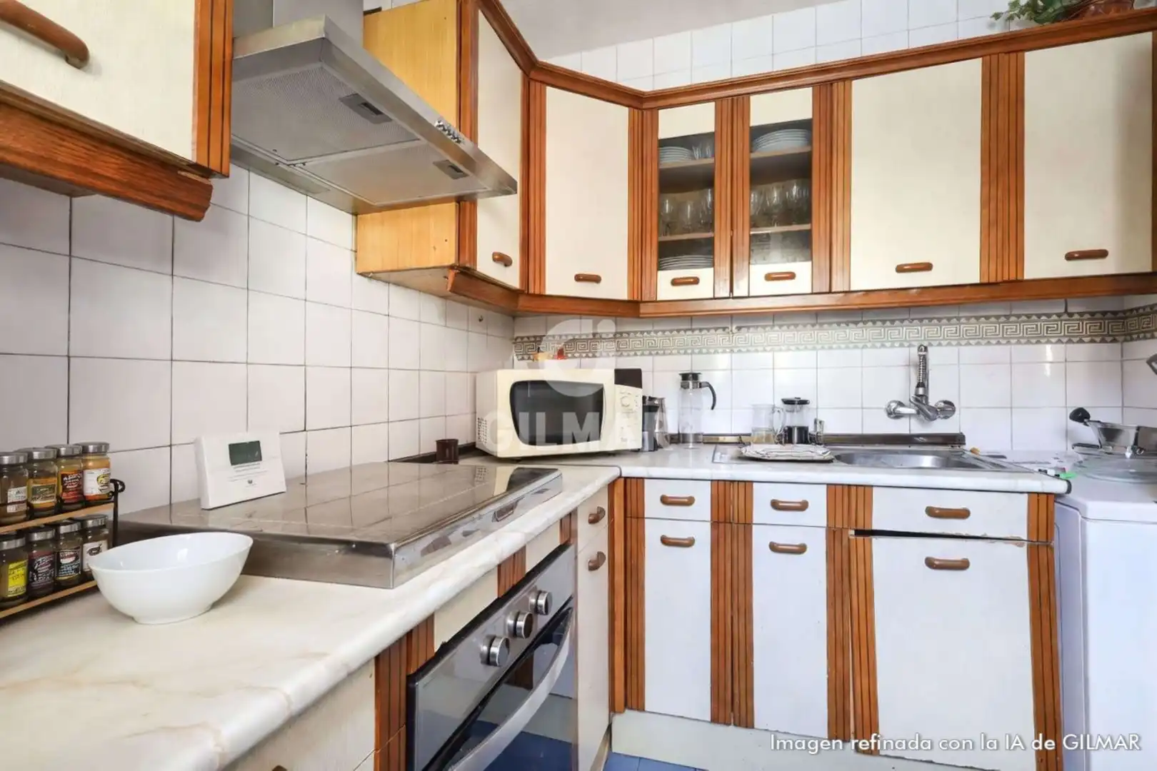 Cuina de Pis en venda en Madrid amb Calefacció i Moblat