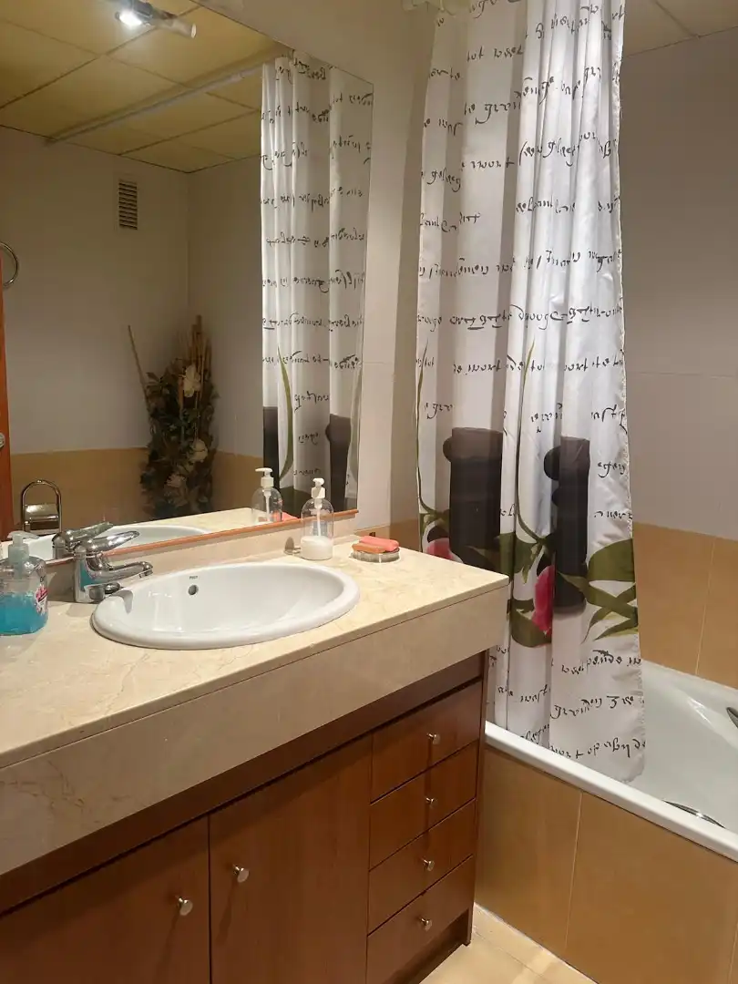 Bathroom of Flat for sale in Vila-seca  with Air Conditioner and Heating