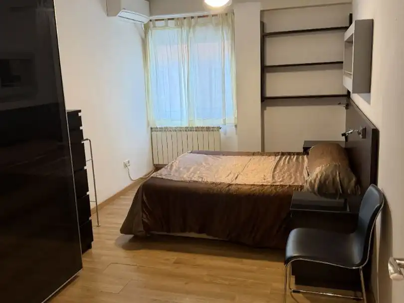 Bedroom of Flat for rent in  Zaragoza Capital  with Air Conditioner