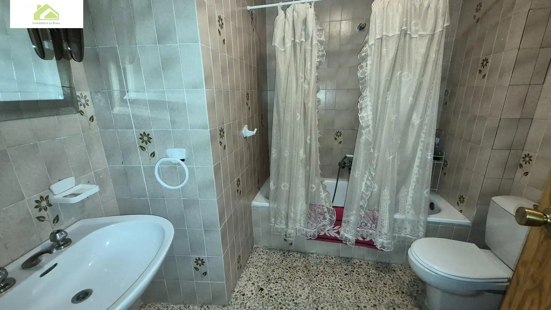 Baño de Piso en venta en Zamora Capital  con Calefacción