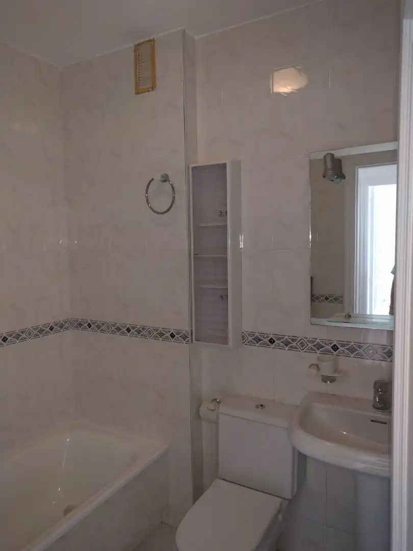 Bathroom of Apartments for sale in Rois, A Coruña
